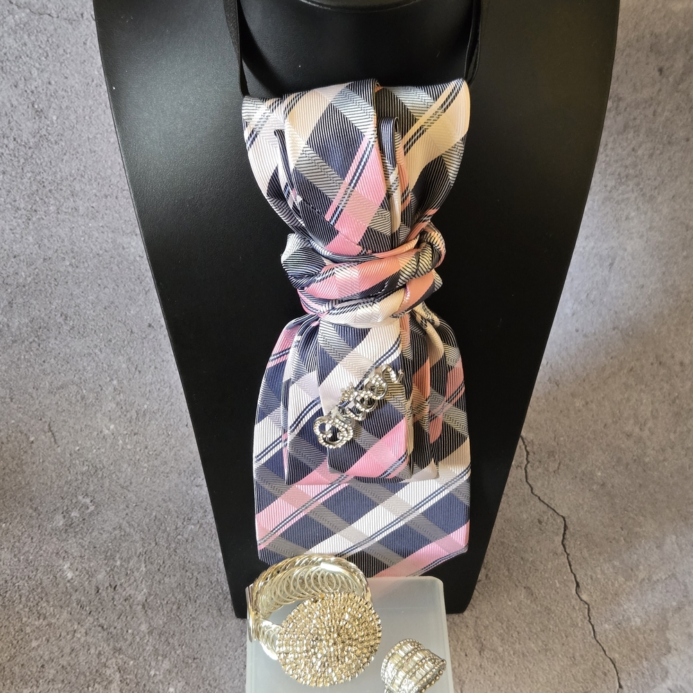 Chic Silver and Gold Necklace Set NWOT